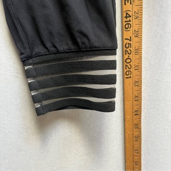 Titika active athletic jogger leggings Sz M - Picture 9 of 9